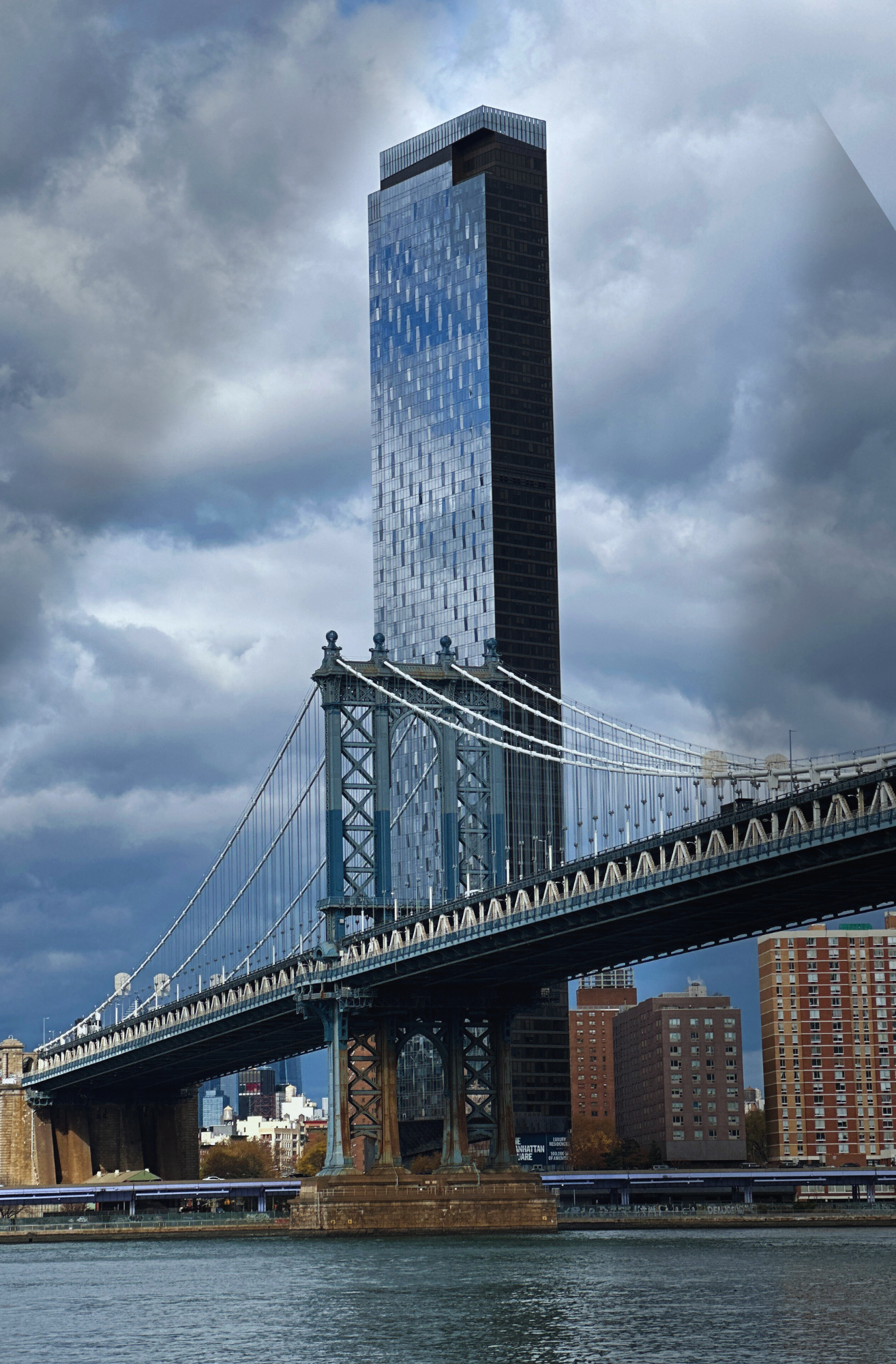 Manhattan Bridge Dashboard